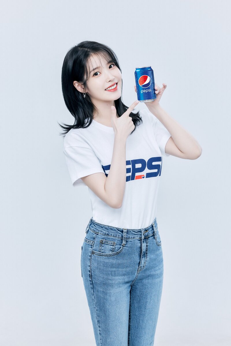 IU for Pepsi 2022 'PEPSI WITH FOOD' Concept Photo documents 2