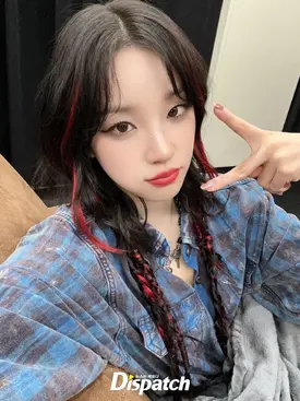 240928 - Dispatch Korea Twitter Update with (G)I-DLE - DFESTA LA Behind Selfie