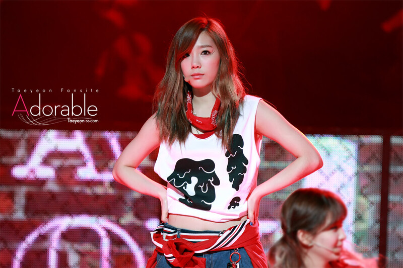 130106 Girls' Generation Taeyeon at KBS Open Hope Concert documents 2