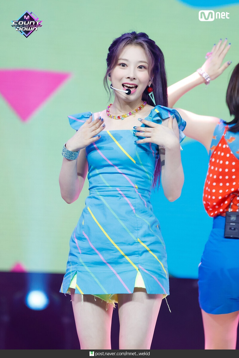 200813 Rocket Punch - 'JUICY' at M COUNTDOWN documents 21