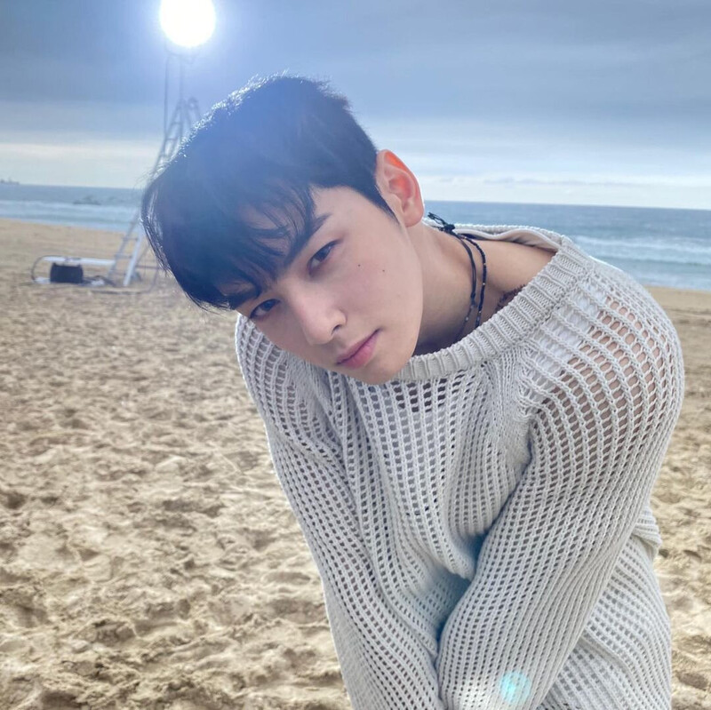 210802 ASTRO Cha Eunwoo Instagram Update documents 3