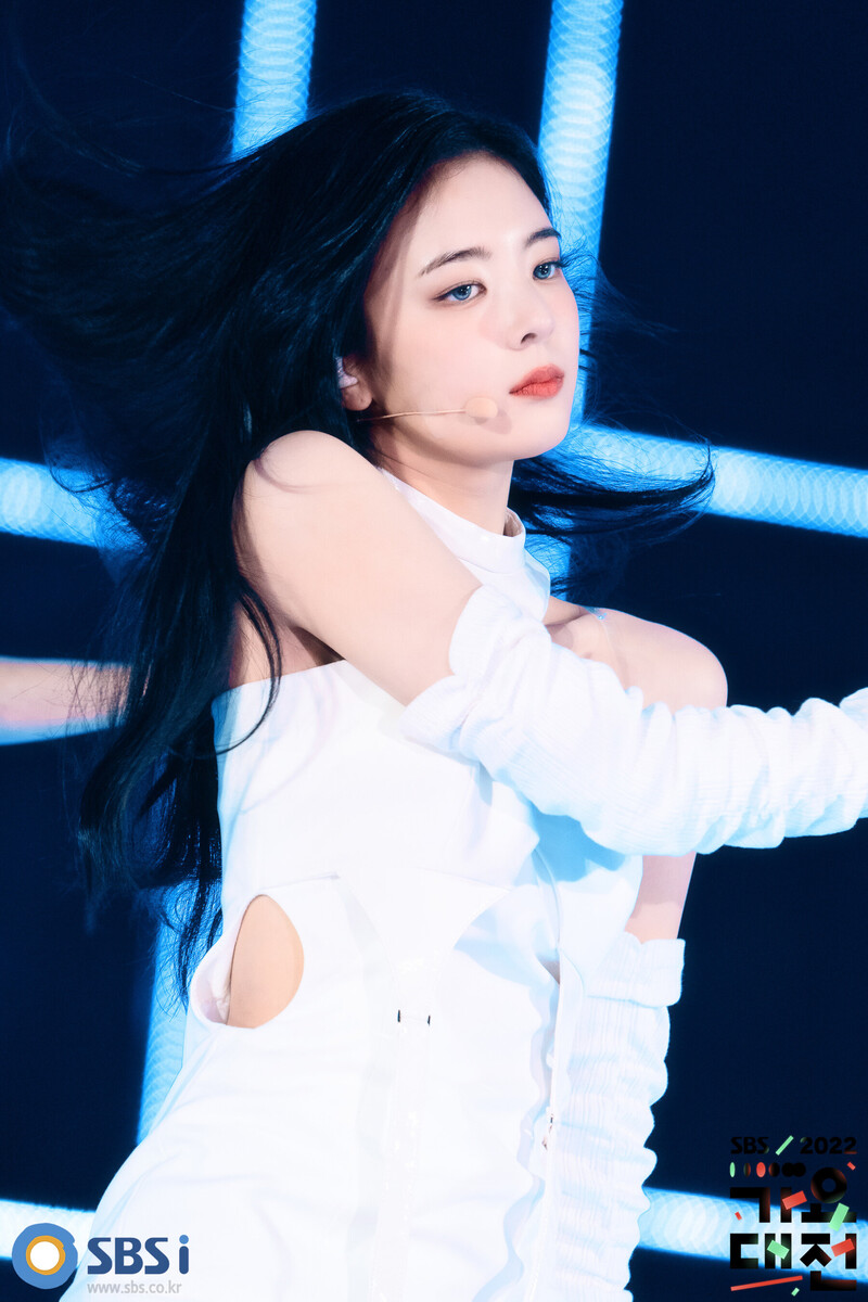 221224 ITZY Lia - 2022 SBS Gayo Daejeon Behind Photos documents 1