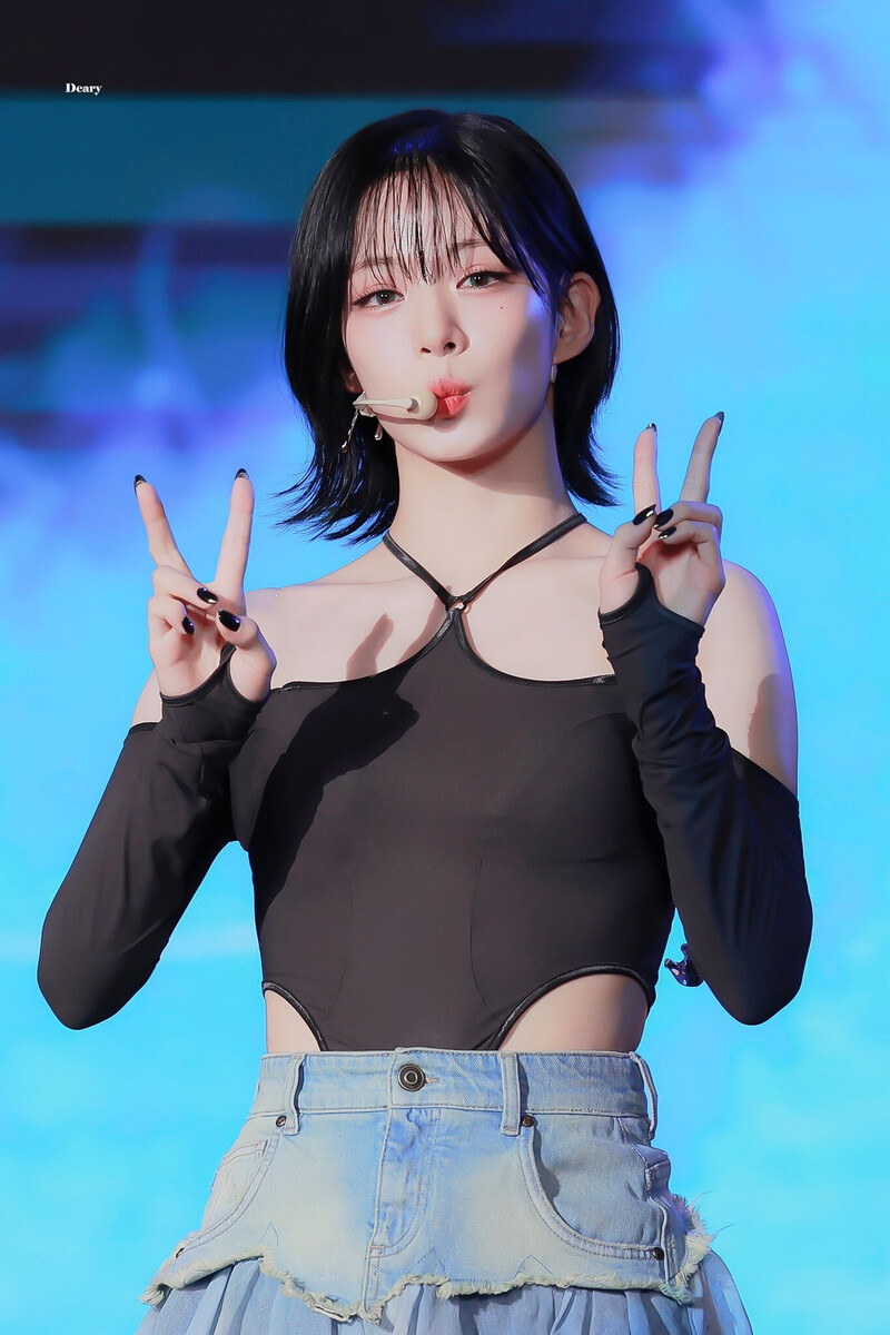 230812 fromis_9 Chaeyoung - Daejeon Midnight Festival documents 7