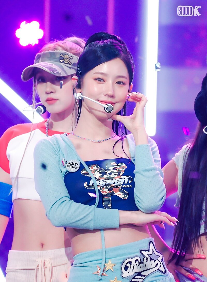 230519 (G)I-DLE - ‘Queencard’ at Music Bank documents 11