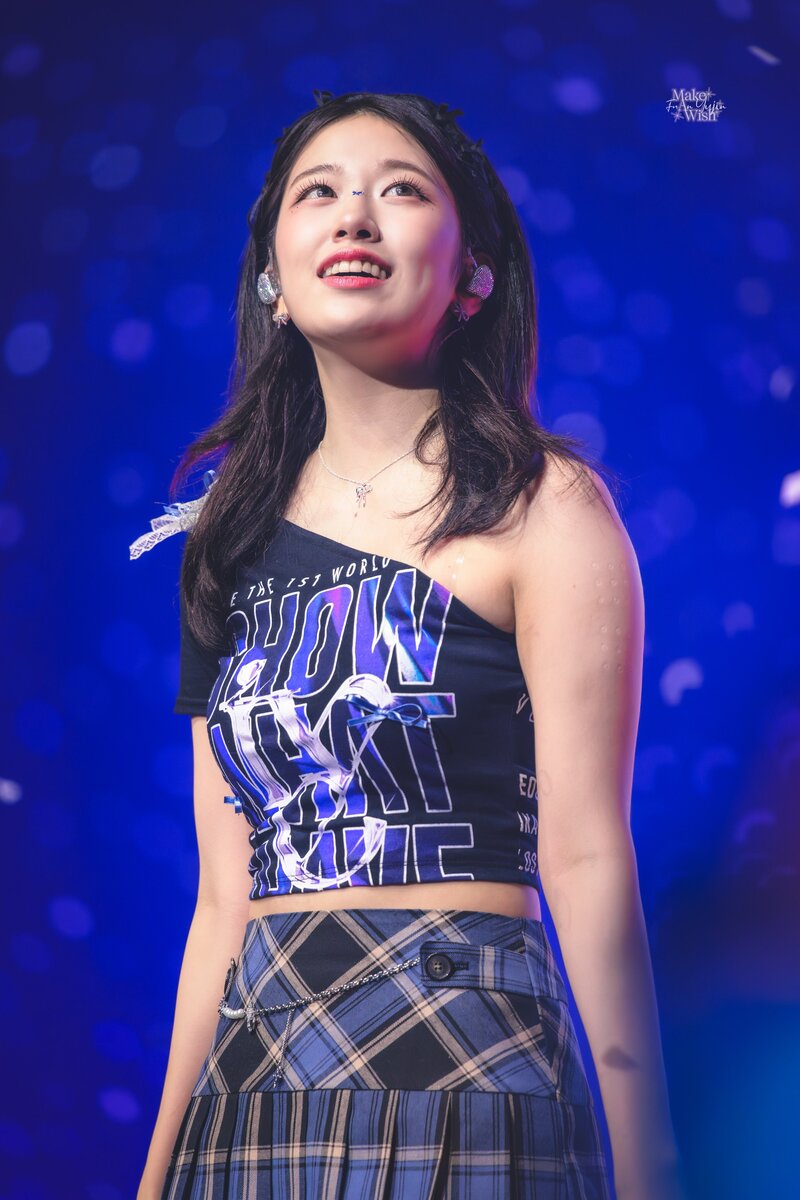 240713 IVE Yujin - 1st World Tour ‘Show What I Have’ in Manila documents 11