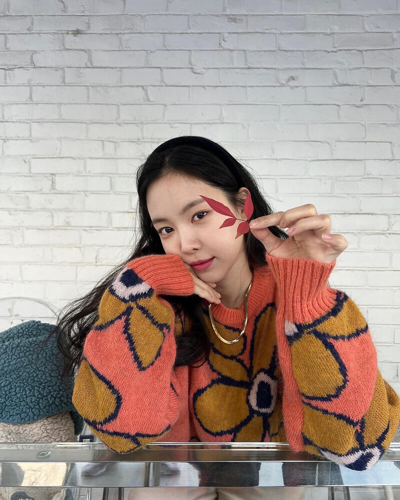 211201 Apink Naeun Instagram Update documents 18