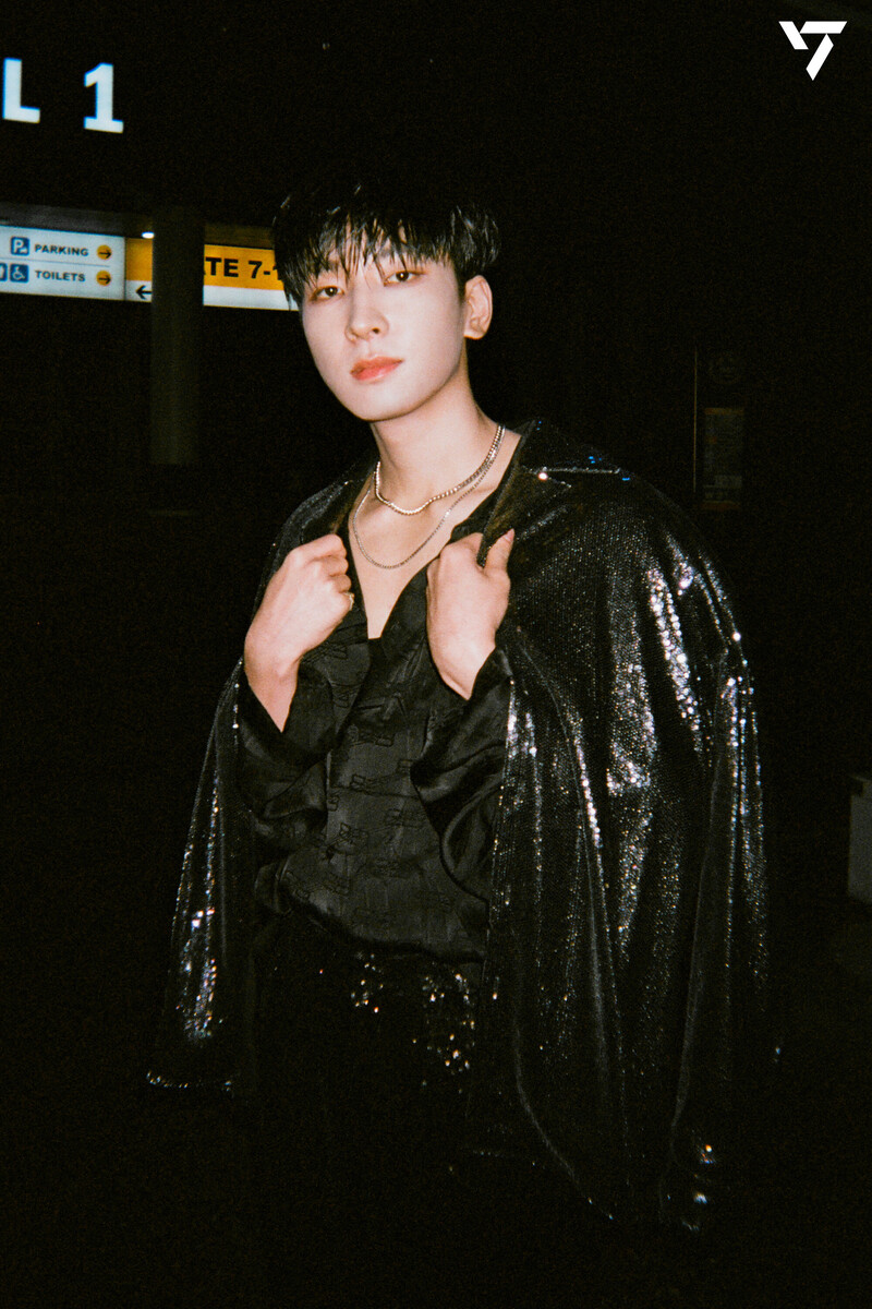 220725 SEVENTEEN ‘SECTOR 17’ Behind film photo - WonWoo | Weverse documents 2