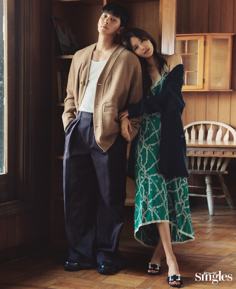 SOOYOUNG x JI CHANGWOOK for SINGLES Magazine Korea September Issue 2022 documents 2