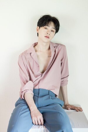 Kwon Hyunbin 2018 profile photos
