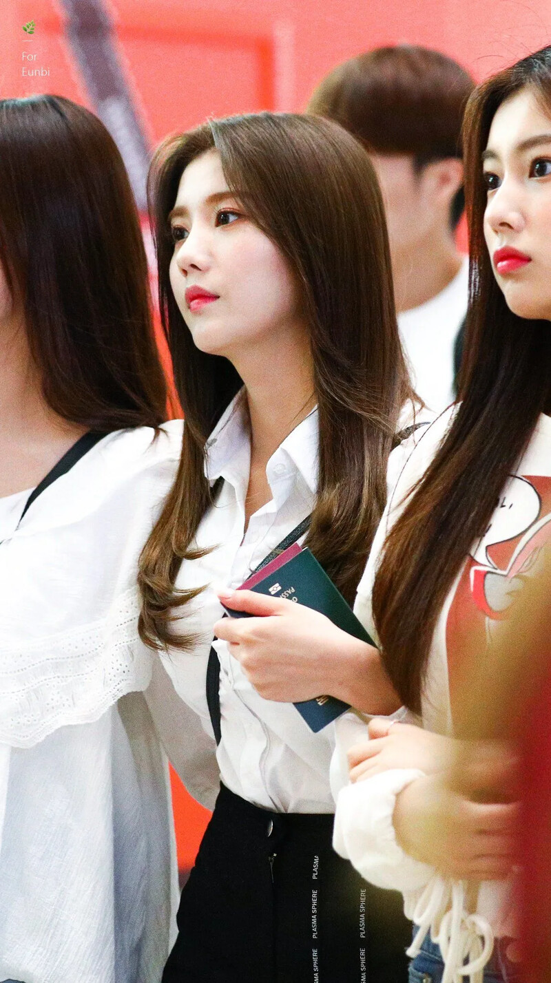 Eunbi5.jpg