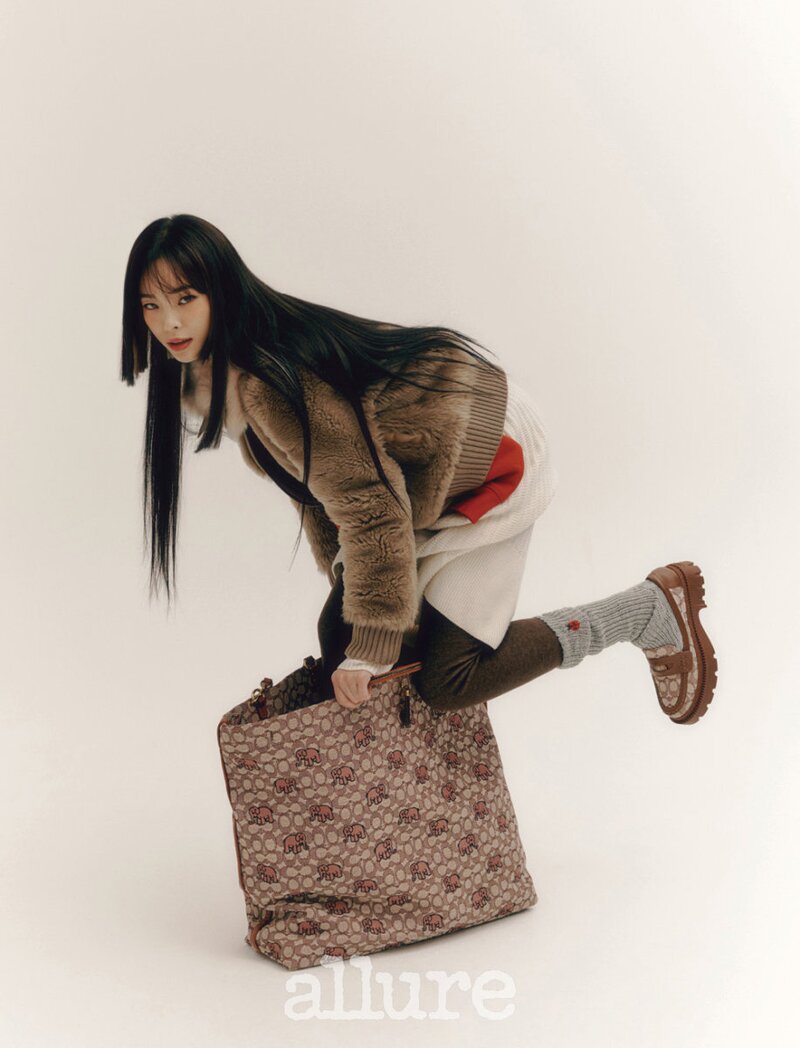 HEIZE for ALLURE Korea x COACH Nov Issue 2021 documents 8