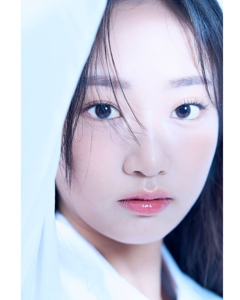 Kim Chaeeun photoshoot by Soojin Lee documents 3