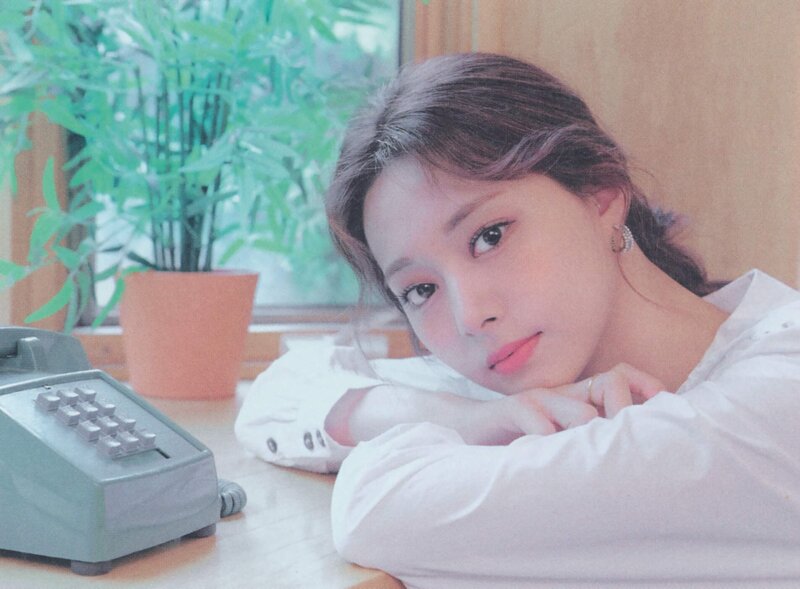 TWICE Season's Greetings 2022 "Letters To You" (Scans) documents 25