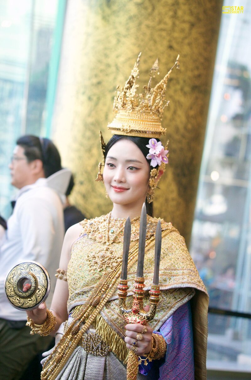 240414 (G)I-DLE Minnie - Songkran Celebration in Thailand documents 5