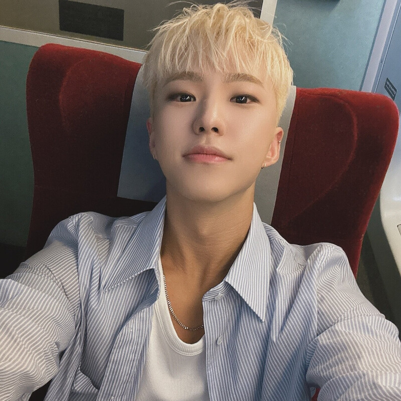 240721 SEVENTEEN Hoshi Instagram Update documents 10