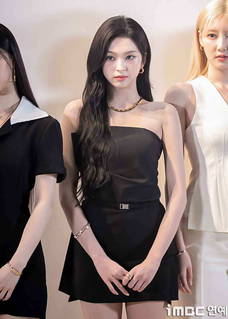 240904 BABYMONSTER Chiquita - CHAUMET Event documents 5