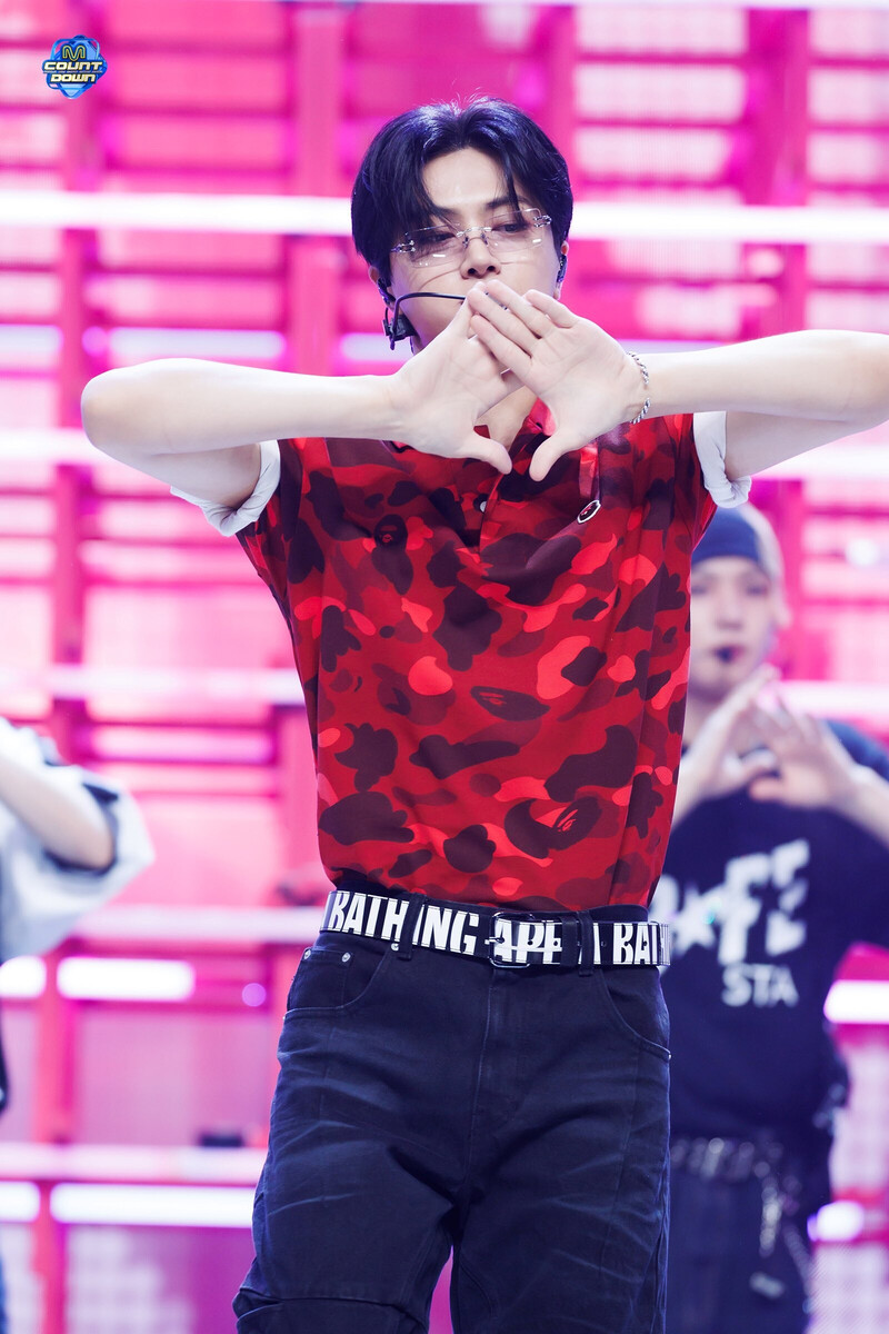 240808 ENHYPEN JAY - <XO (ONLY IF YOU SAY YES)> AT MCOUNTDOWN documents 3