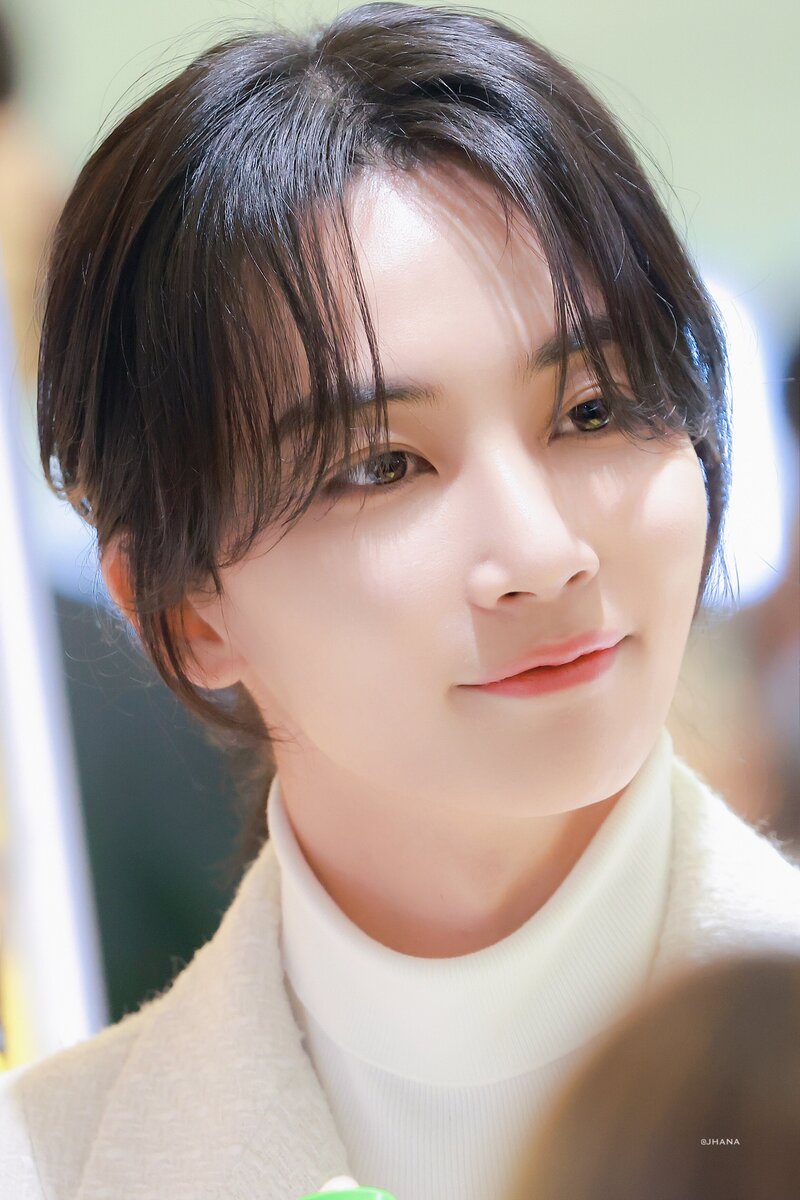 230303 SEVENTEEN Jeonghan at the Acqua Di Parma Perfume Launching Event documents 8