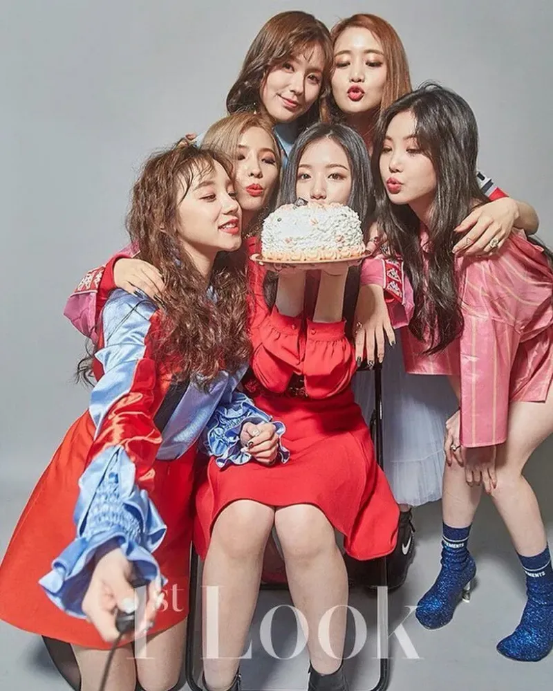 (G)I-dle 3.jpg