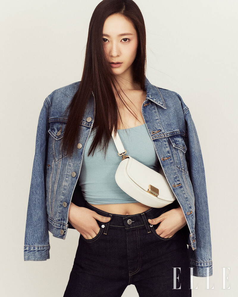 Krystal for ELLE Korea Digital Edition x CHARLES & KEITH April Issue 2022 documents 4