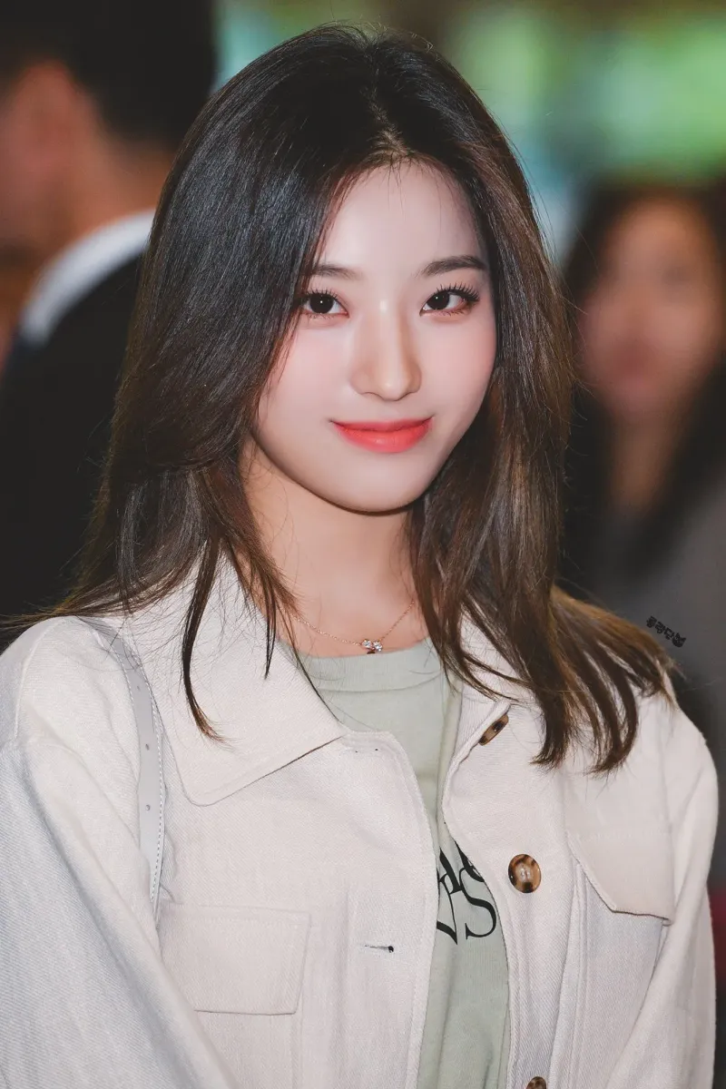 Romsae_Luv-ED3cCG5UwAA0sDa-20190907-08-50.jpg