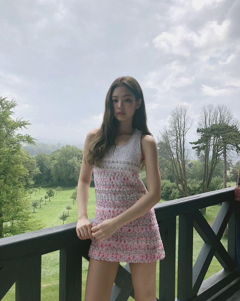 180618 JENNIE INSTAGRAM UPDATE documents 9