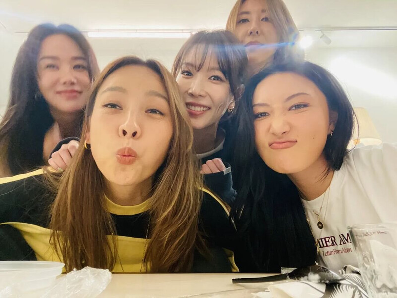 220330 Hwa Sa Instagram Update with Kim Wan Sun, BoA, Uhm Jung Hwa, Lee Hyori documents 6