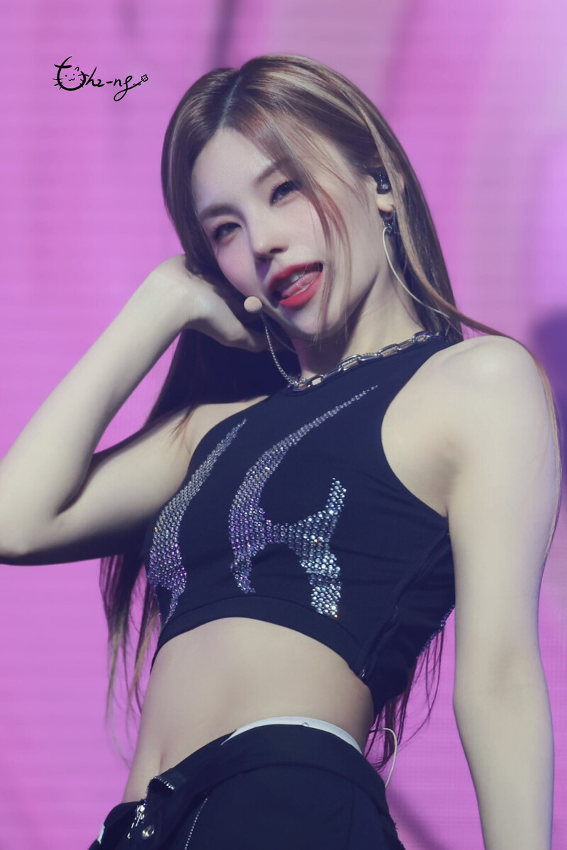 230617 ITZY Yeji - Lotte Duty Free Family Concert documents 5