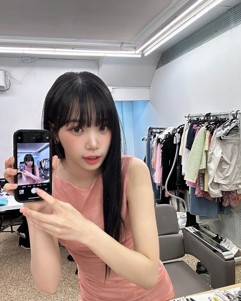 230819 - CHAEWON Instagram Update documents 10