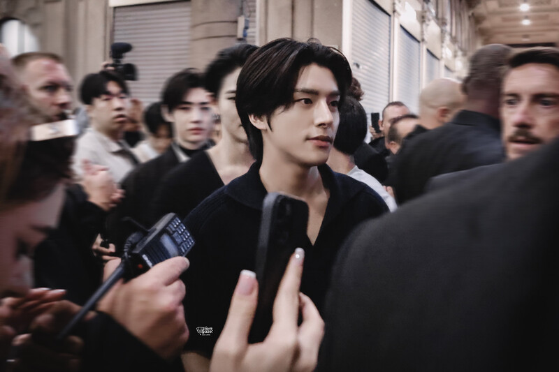 240918 JAKE AT PRADA SS25 WOMEN'S FASHIONWEAR EVENT IN MILAN FASHION WEEK documents 8