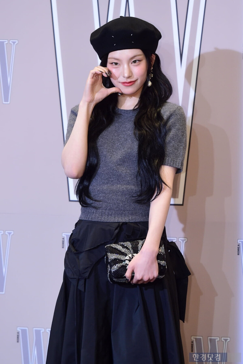 241014 ITZY Yeji at the W Korea ‘LOVE YOUR W’ Event documents 2