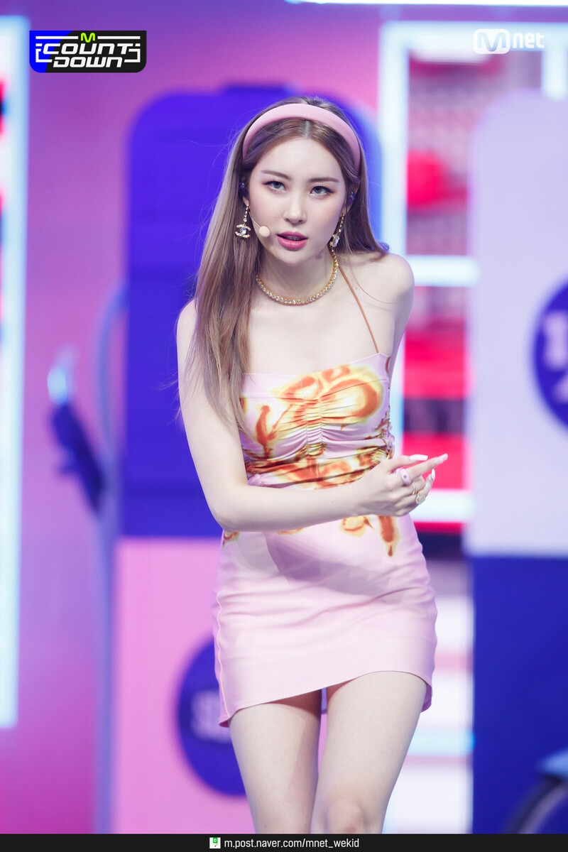 210812 Sunmi - 'SUNNY' + "You can't sit with us' at M Countdown documents 13