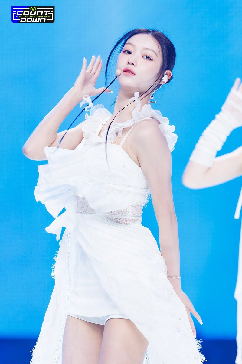230803 OH MY GIRL YooA - 'Summer Comes' at M COUNTDOWN documents 1