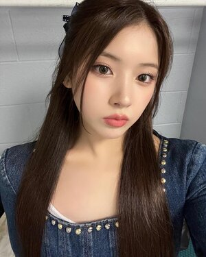 220529 NMIXX Instagram Update - Jiwoo