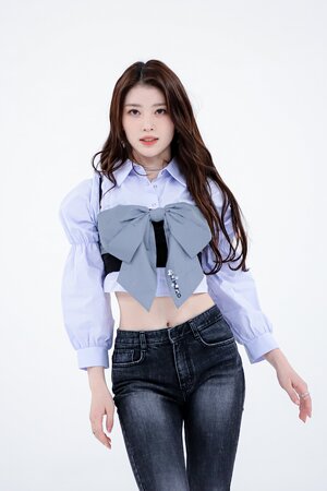 230411 MBC Naver - Kep1er Xiaoting - Weekly Idol On-site Photos
