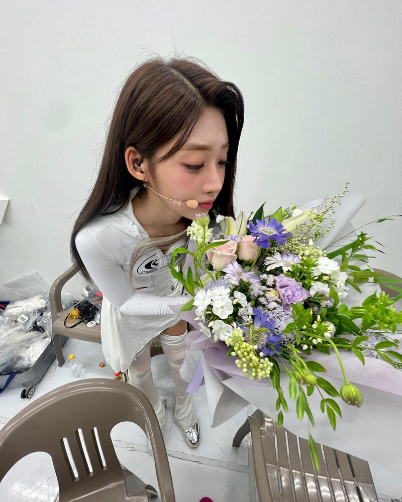 240627 EVERGLOW Sihyeon Instagram Update documents 5