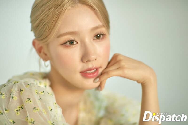 220428 MIYEON- 'MY' Promotion Photoshoot by DISPATCH documents 22