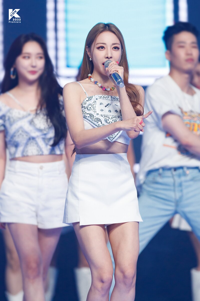 220513 KCON Twitter Update - Brave Girls Eunji Official Stage Photos documents 1