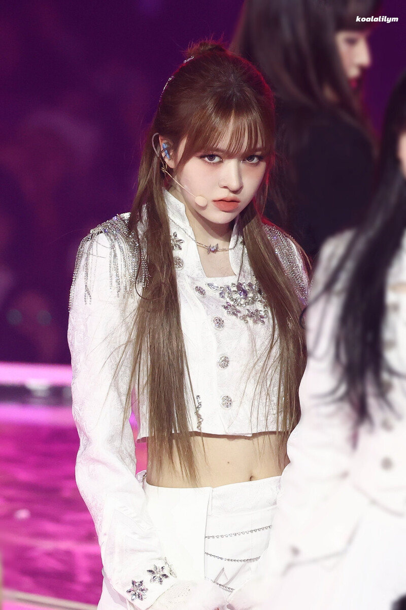 241225 NMIXX Lily at 2024 SBS Gayo Daejeon documents 4