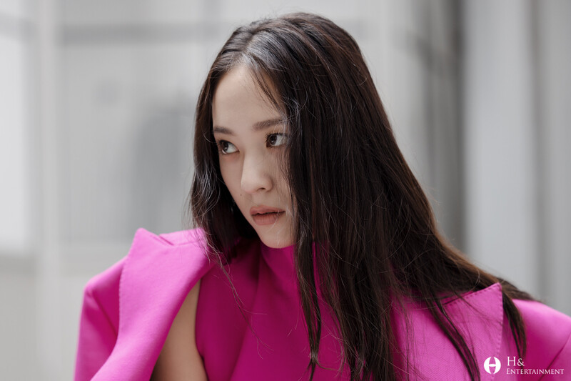 221127 H& Naver Post - Krystal - Prestige Magazine Photoshoot Behind documents 11