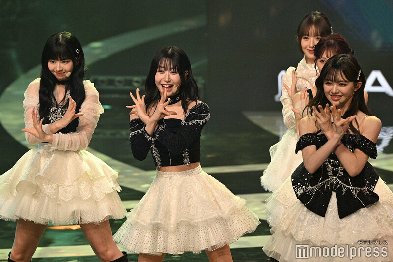 241230 ME:I at "66th Shining! Japan Record Awards" documents 5