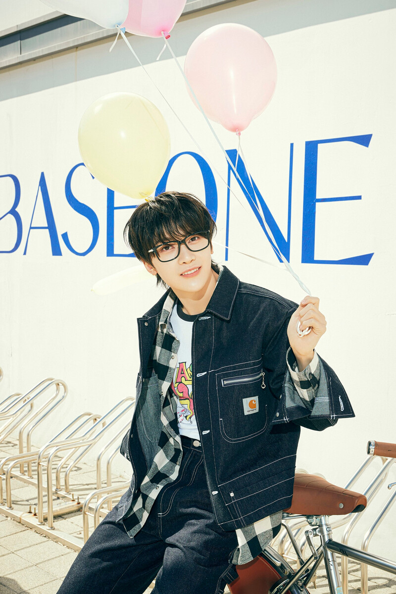 ZEROBASEONE 1st Japanese EP 'Prezent' concept photos documents 7