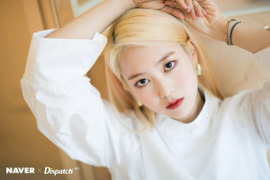 191105 Oh My Girl's Jiho photoshoot by Naver x Dispatch