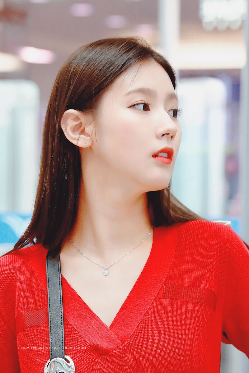 190730 (G)I-DLE Miyeon documents 14