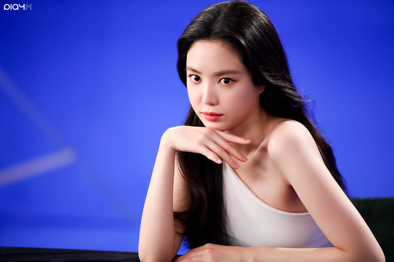 210423 PlayM Naver Post - Apink's Naeun Evo ICL CF Shoot documents 2