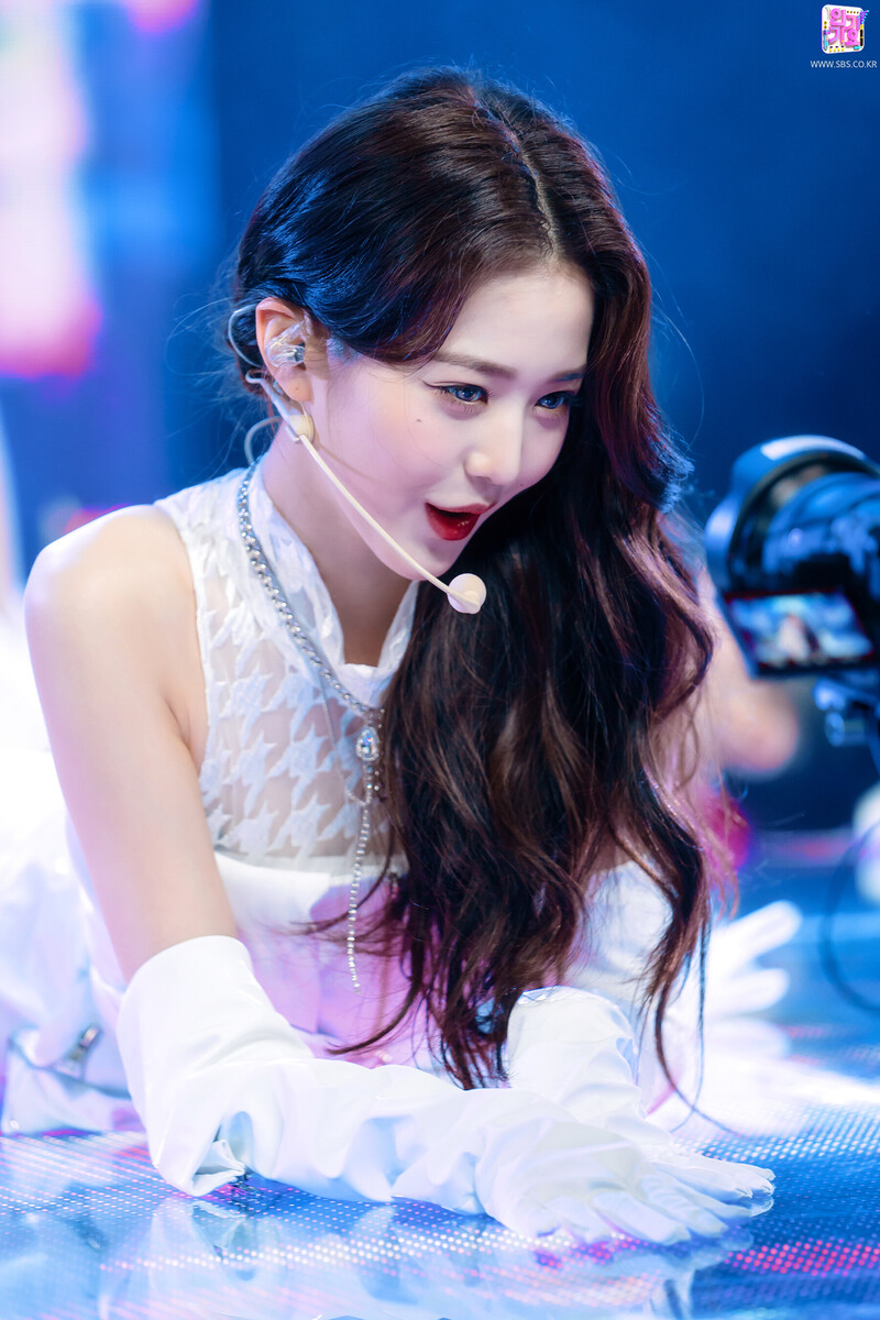 211212 IVE Wonyoung - "ELEVEN" at Inkigayo documents 12