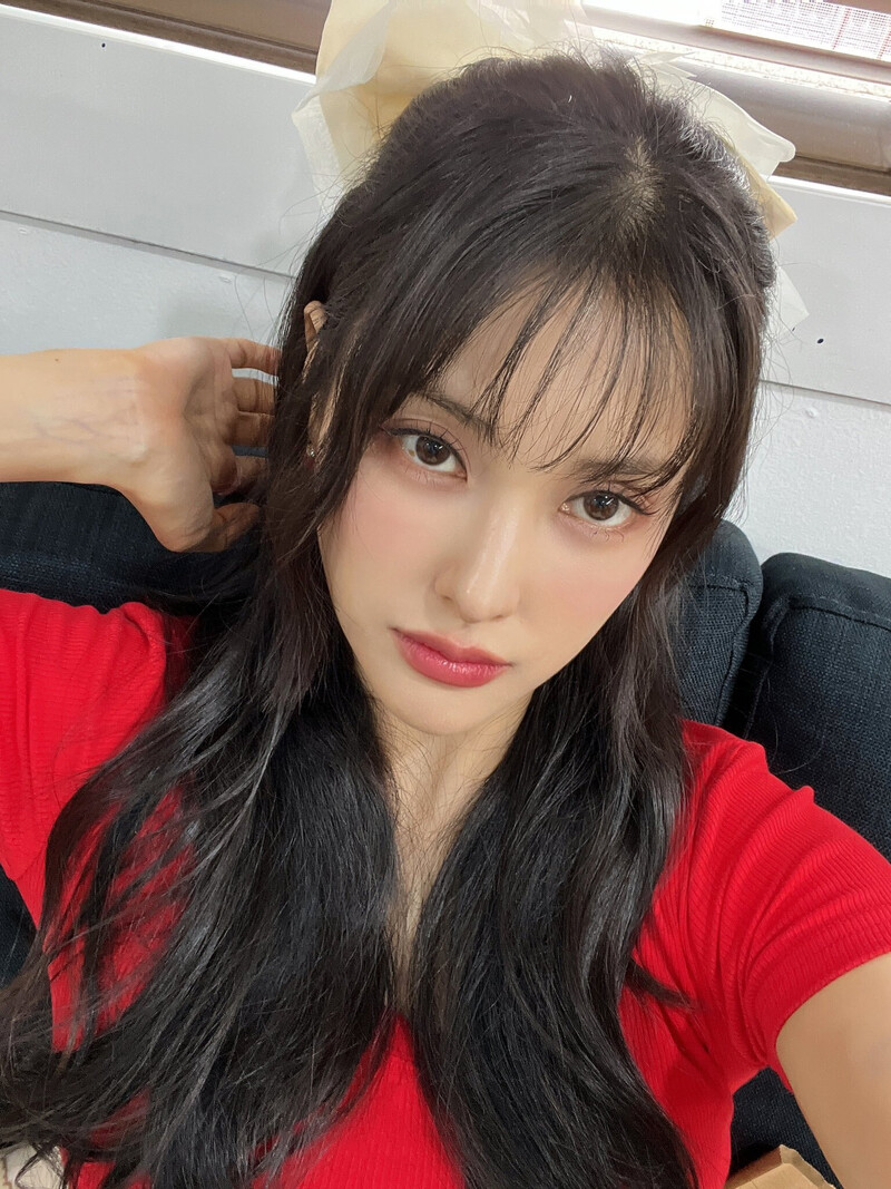 230805 KARA Gyuri Twitter update documents 2