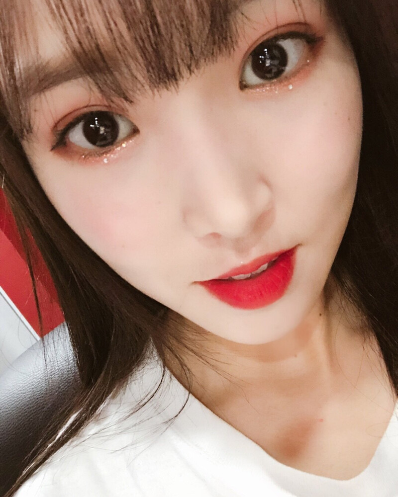 181209 GFRIEND Instagram Update - Yuju documents 3
