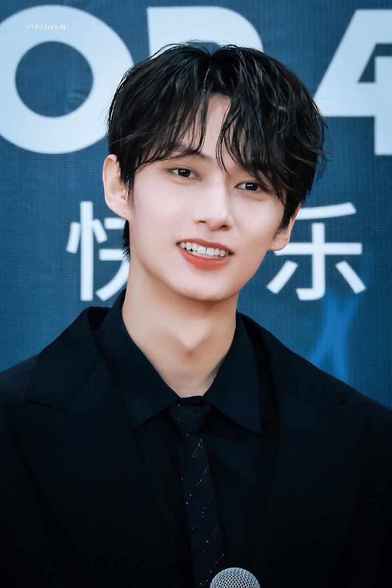 23230708 JUN #준 at the Tencent Music Entertainment Awards 2023 Red Carpet documents 1