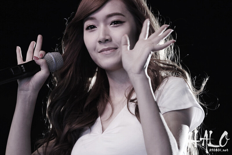 121007 Girls' Generation Jessica at Gangnam Festival documents 2